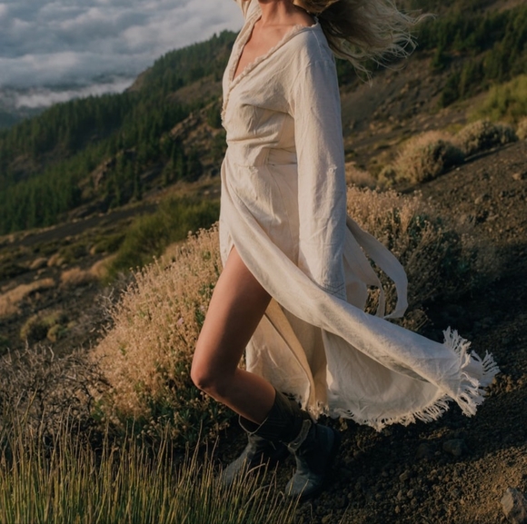 Custom linen wrap dress - Picture 2 of 5